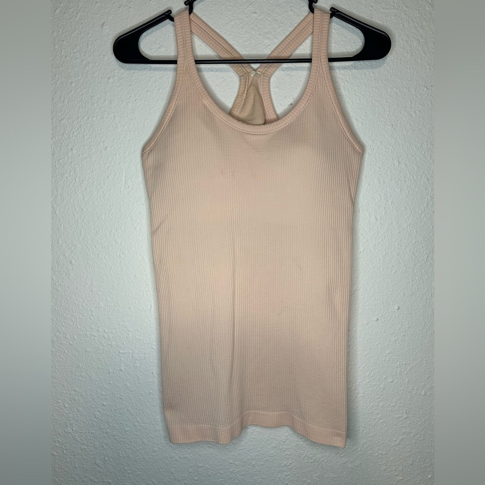 Peach Lululemon Tank *DESCRIPTION*